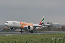 Emirates - B777-300-ER - A6-EQO - 25L - 23/10/2020