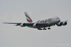 EMIRATES_A380-861_A6-EEQ_EGLL_09L_20180610_001