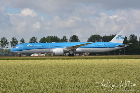 KLM - B787-10 - PH-BKF 
